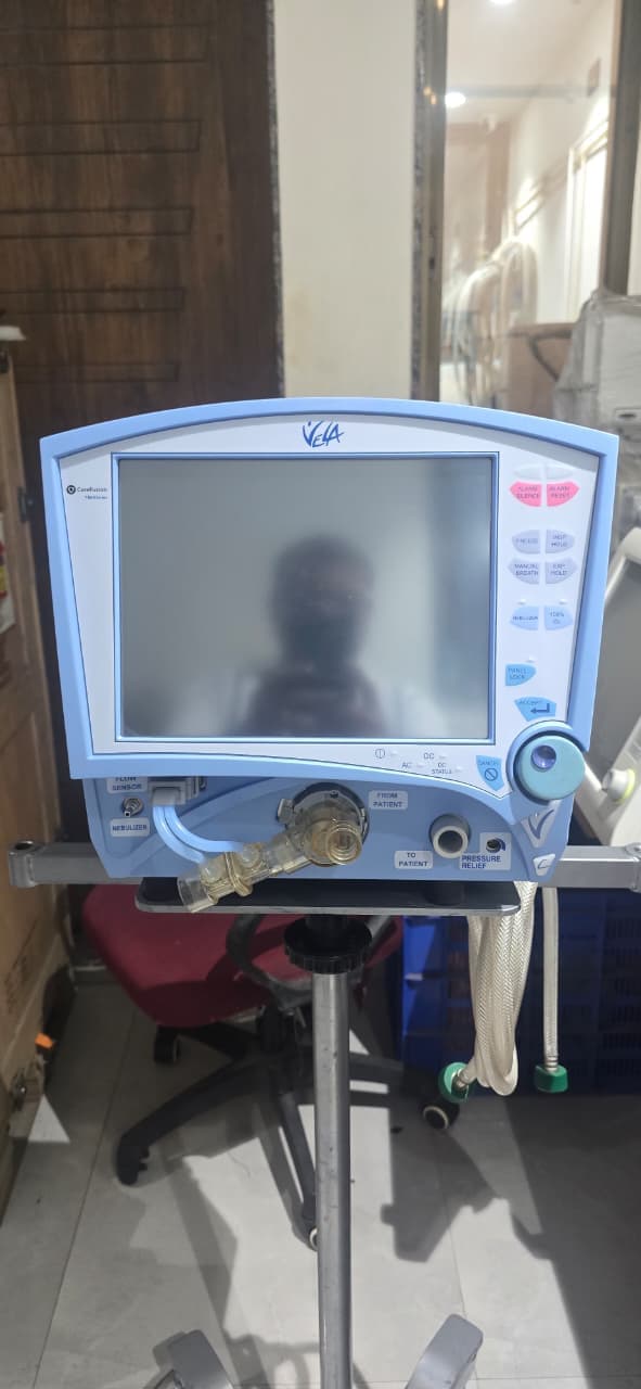 REFURBISHED VELLA VENTILATOR — photo 1